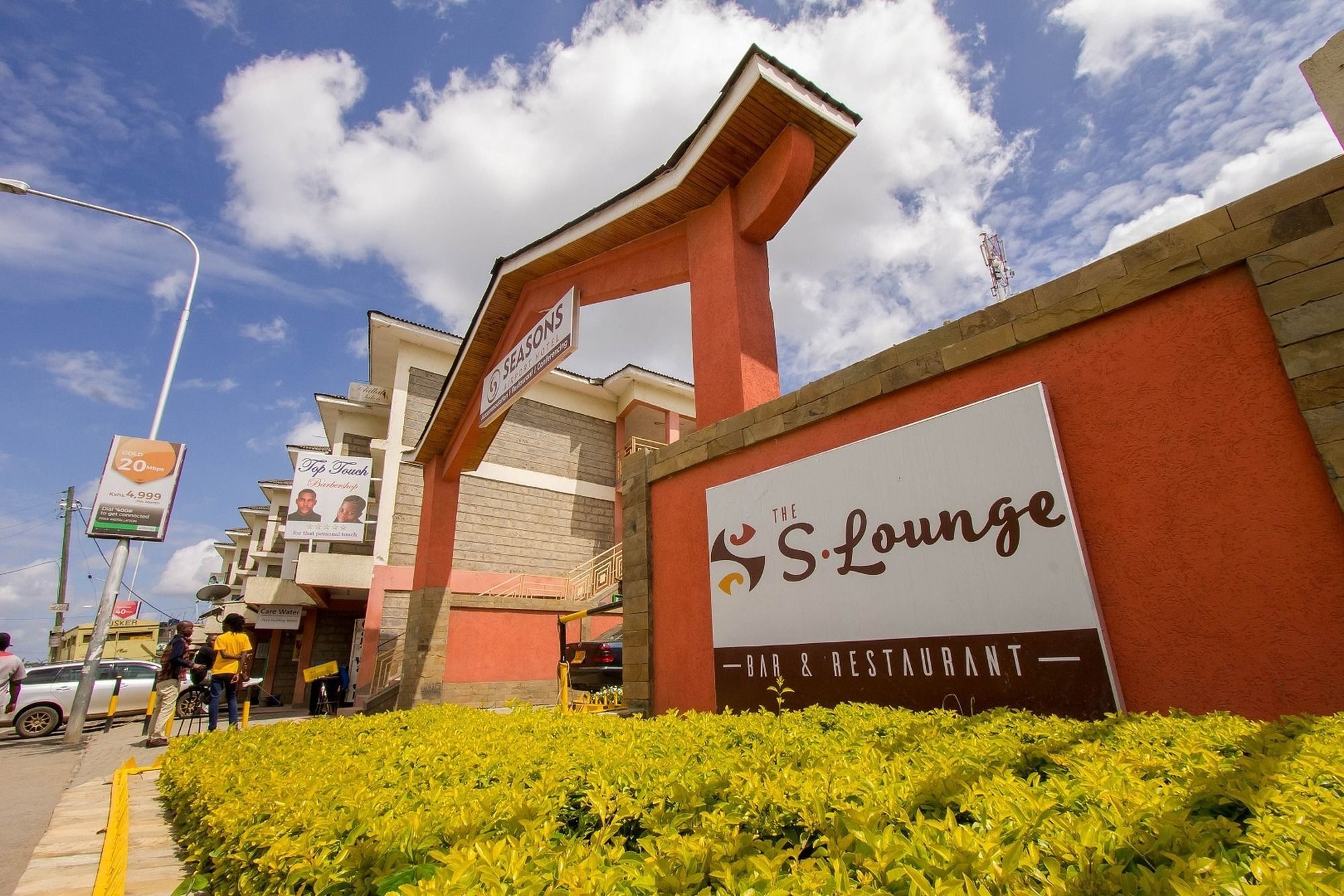 Airport Seasons Hotel Nairobi Bagian luar foto